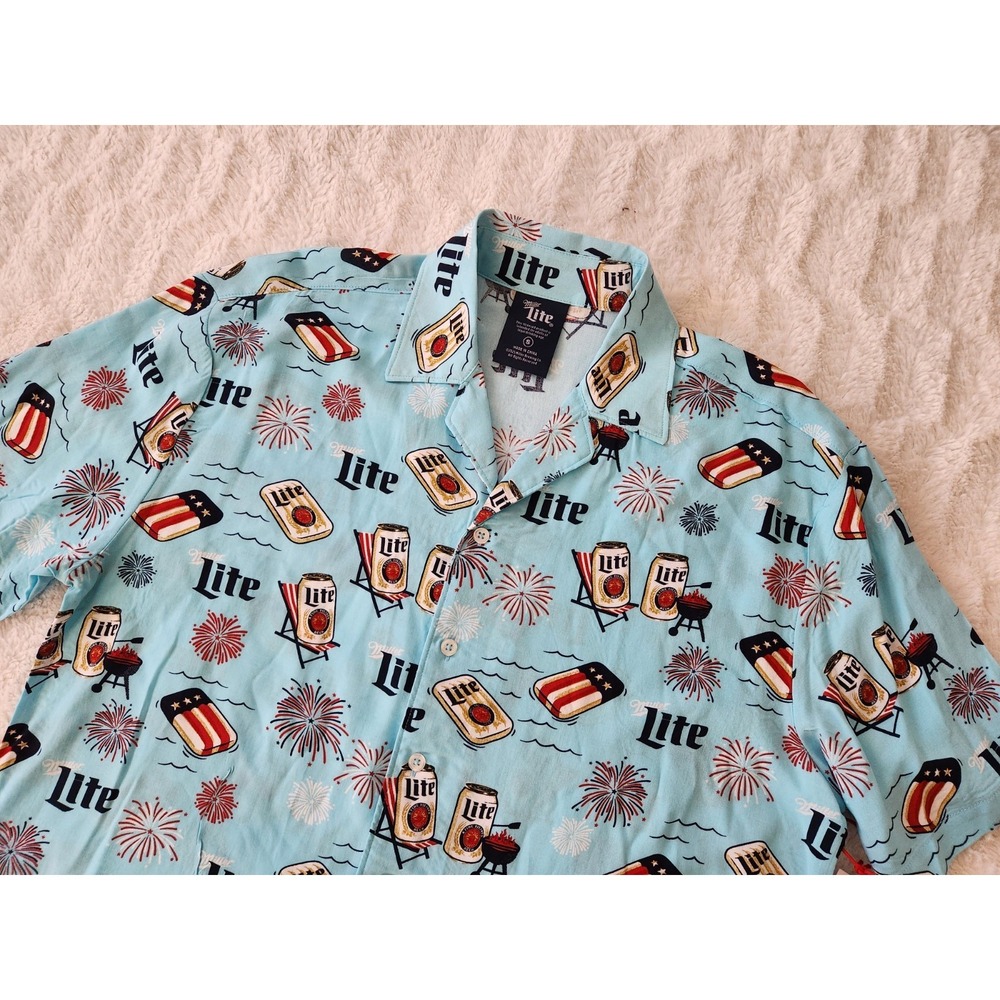 Miller Lite‎ Fireworks Short Sleeve Camp Shirt Button Down Mens Small NWT